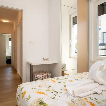 Apartament Exquisite And Stylish *