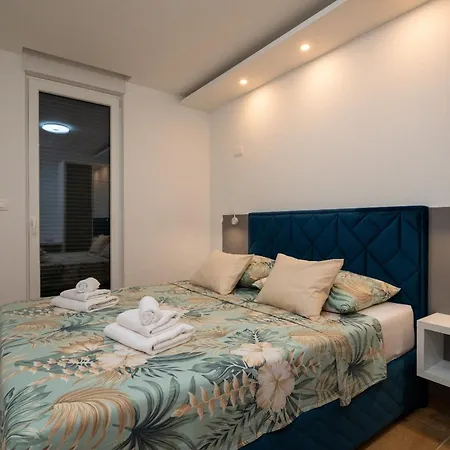 Apartment Exquisite And Stylish